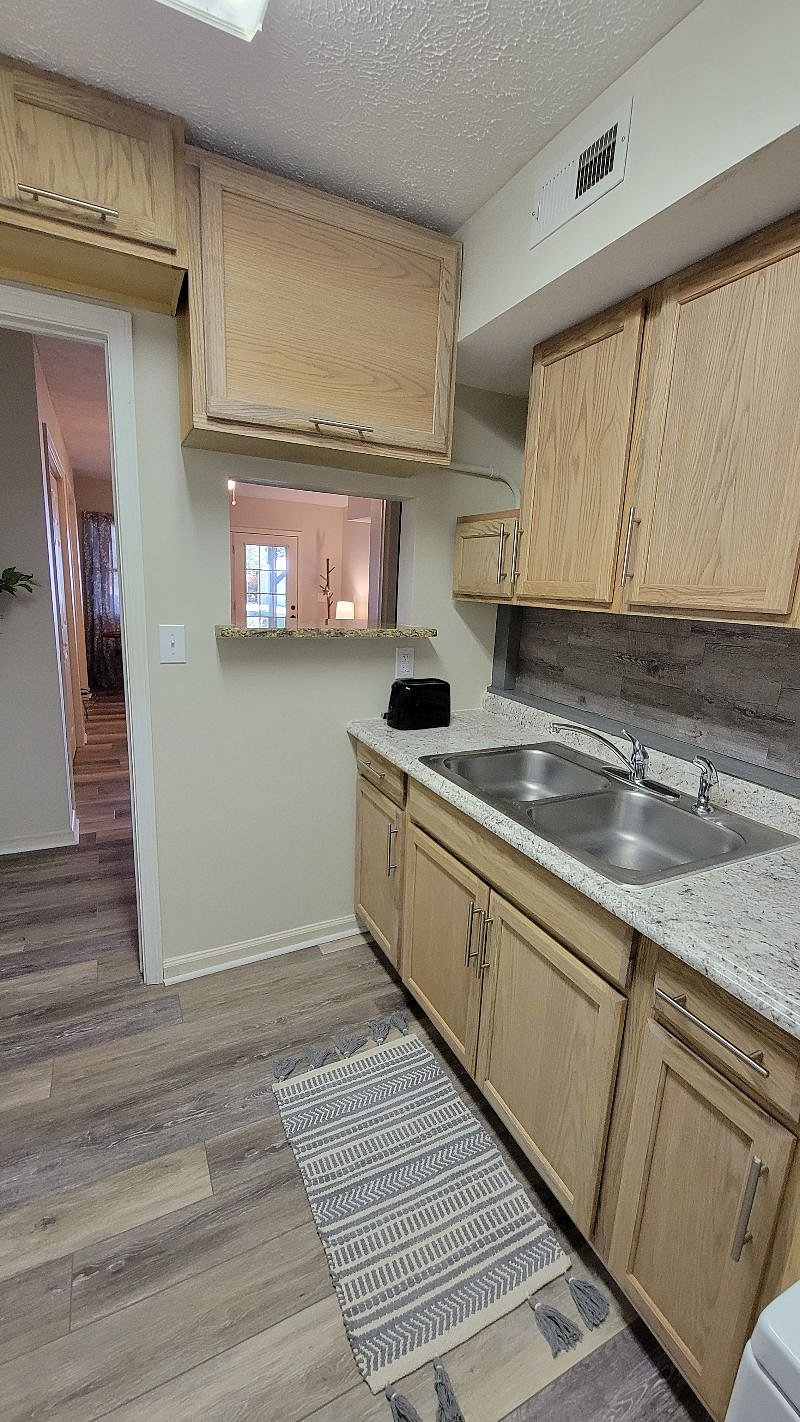 Furnished Finder property 504429_2 photo 18