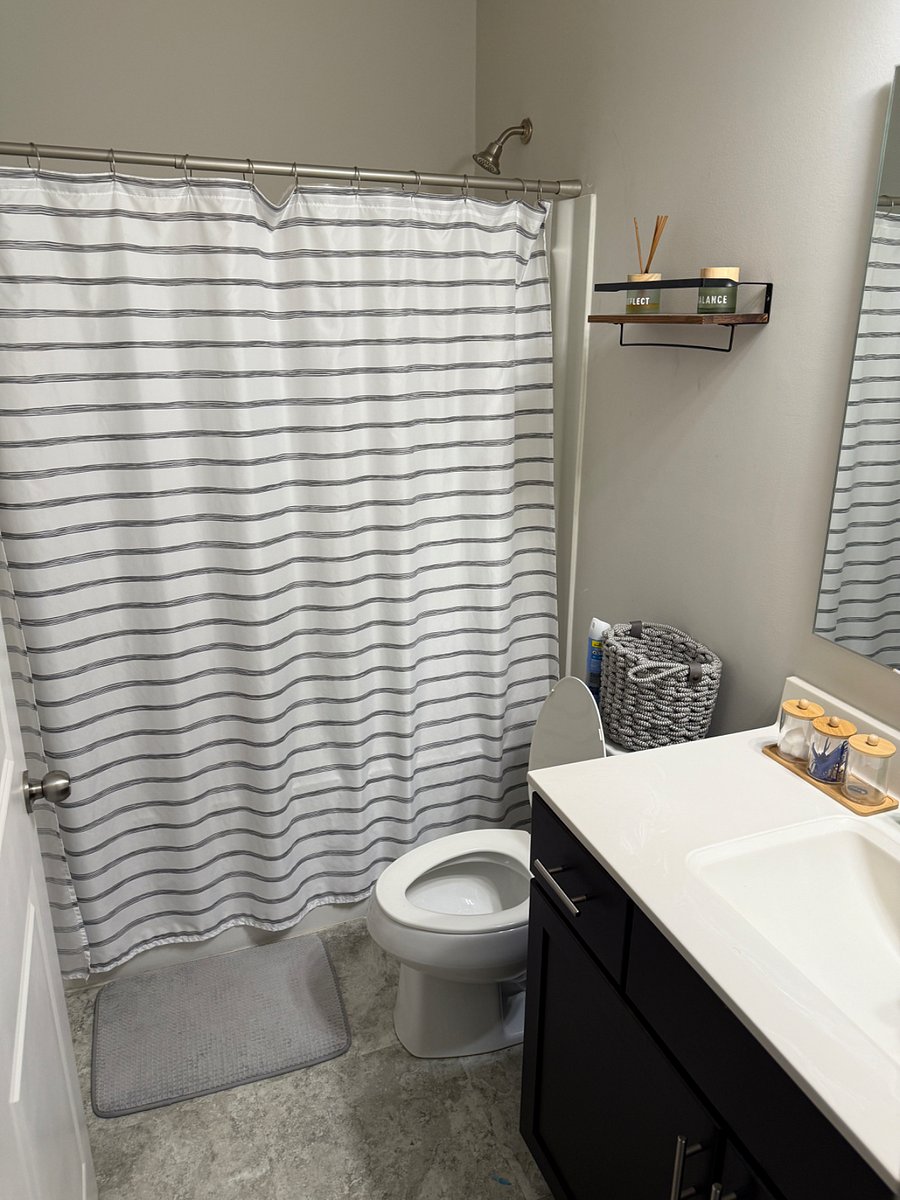 Full bathroom
