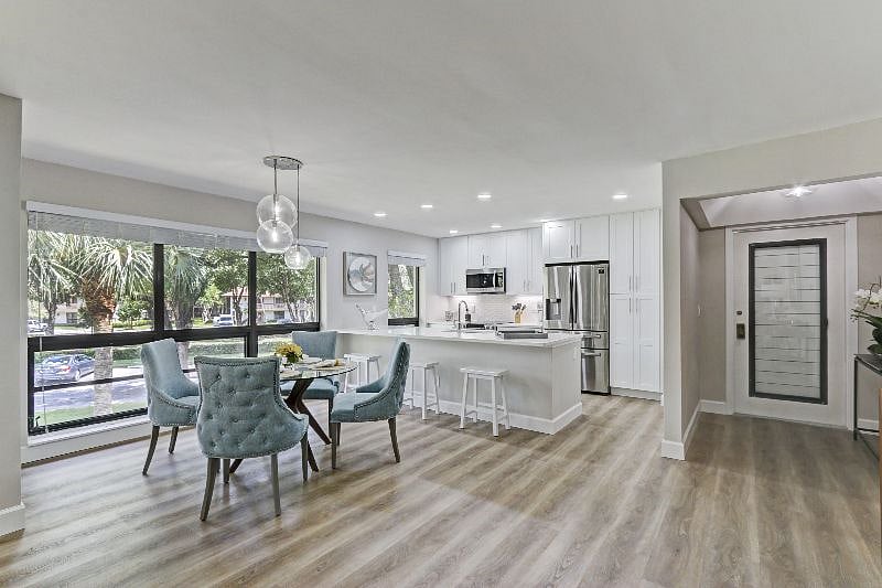 Beautiful Dining Area with Open Kitchen