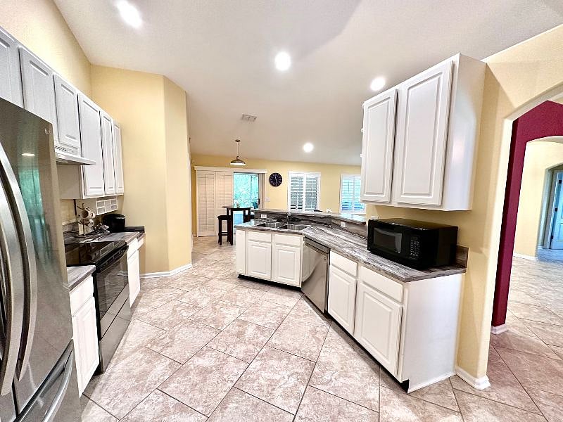 Furnished Finder property 504616_1 photo 8