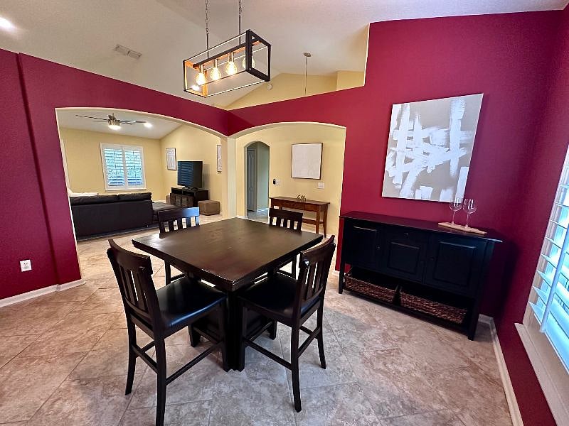 Furnished Finder property 504616_1 photo 13