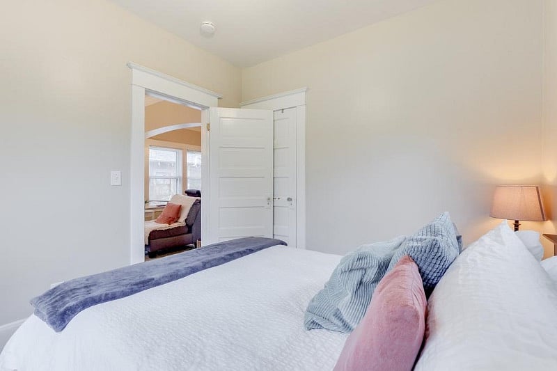 Beds included cooling mattress pads and fresh cotton luxury sheets with plush pillows for ultimate in sleeping comfort.