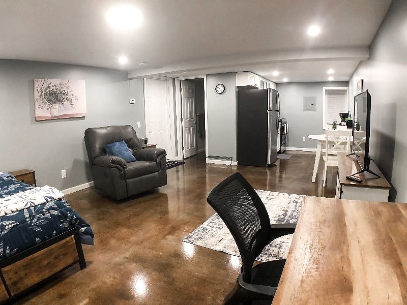 Furnished Finder property 504678_1 photo 1