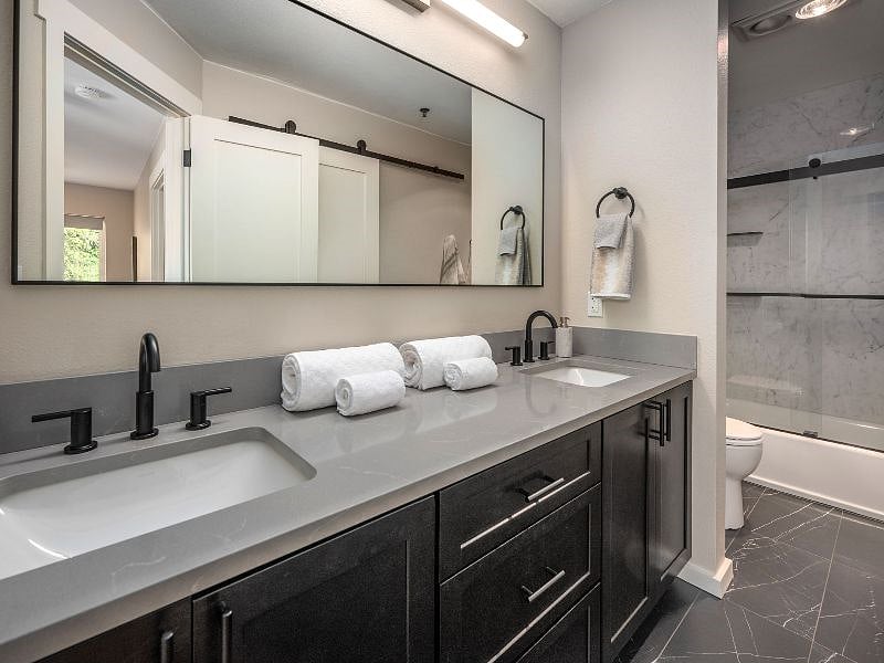 Furnished Finder property 504685_1 photo 12
