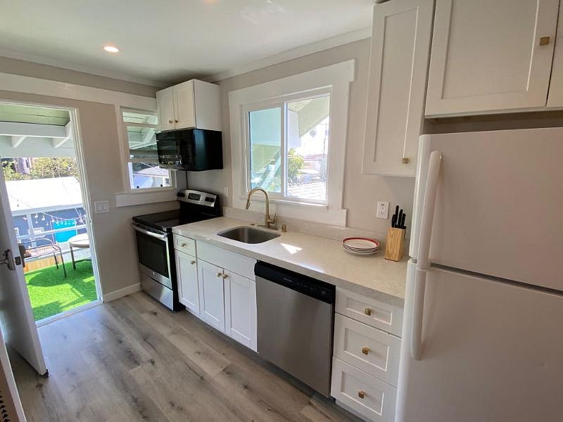 Furnished Finder property 504694_1 photo 15
