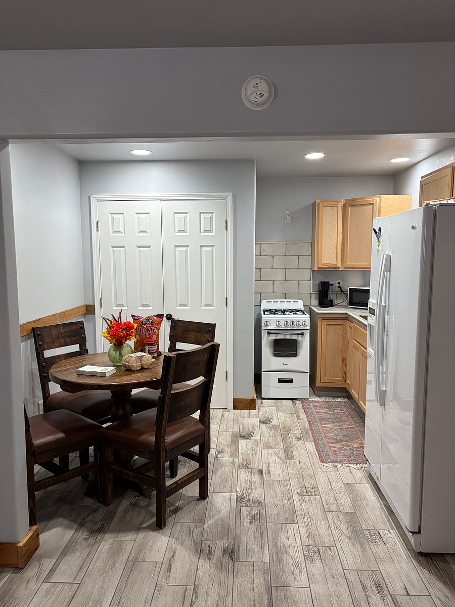 Furnished Finder property 504721_1 photo 12