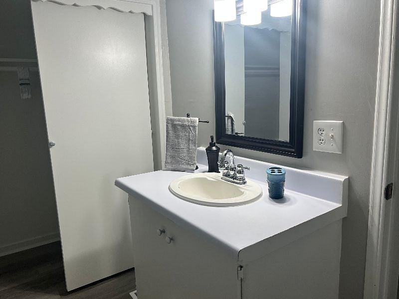 Furnished Finder property 504752_1 photo 13