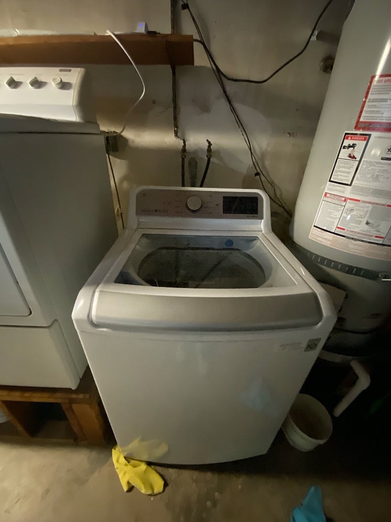 Modern top loading washer works great!