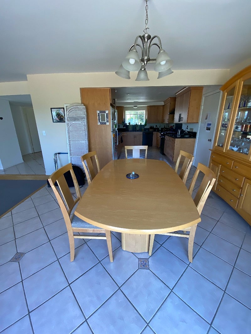 Dining table & kitchen view