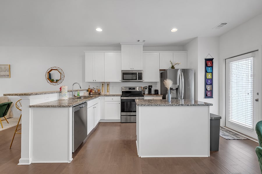 Furnished Finder property 504762_1 photo 11