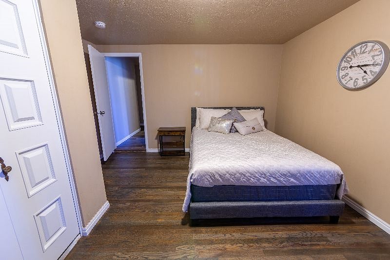 Furnished Finder property 504771_1 photo 23