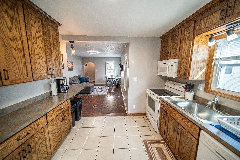 Furnished Finder property 504790_1 photo 6