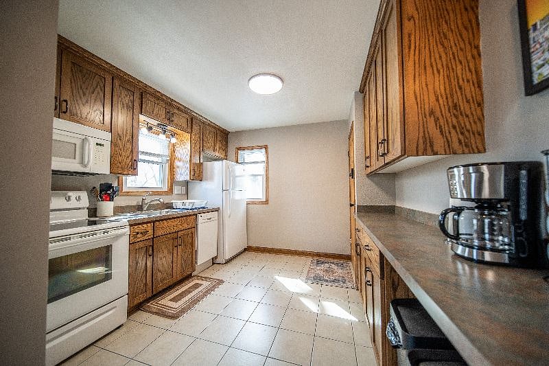 Furnished Finder property 504790_1 photo 8