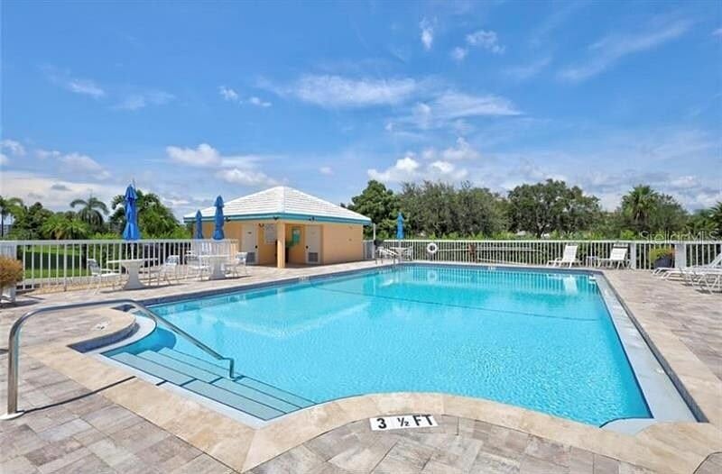 Furnished Finder property 504802_1 photo 25