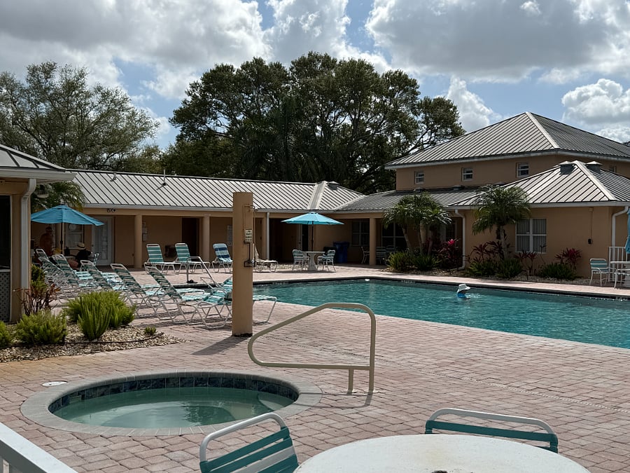 Furnished Finder property 504802_1 photo 37
