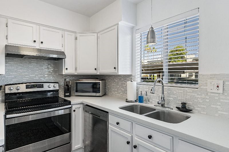 Furnished Finder property 504825_1 photo 6