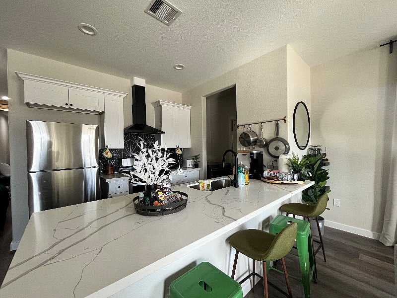 Furnished Finder property 504849_1 photo 4