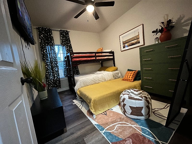 Furnished Finder property 504849_1 photo 13