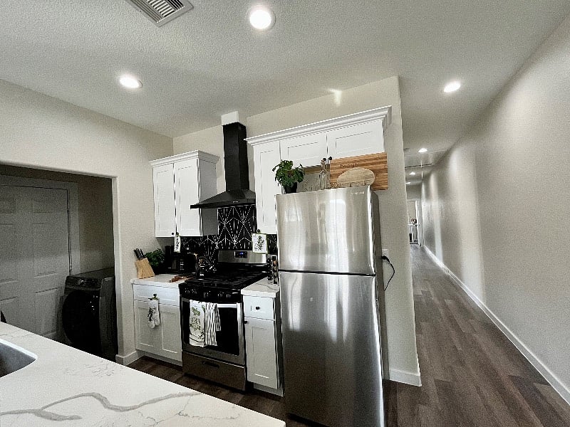 Furnished Finder property 504849_2 photo 8