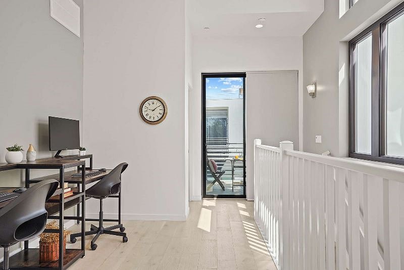 Furnished Finder property 504868_1 photo 24