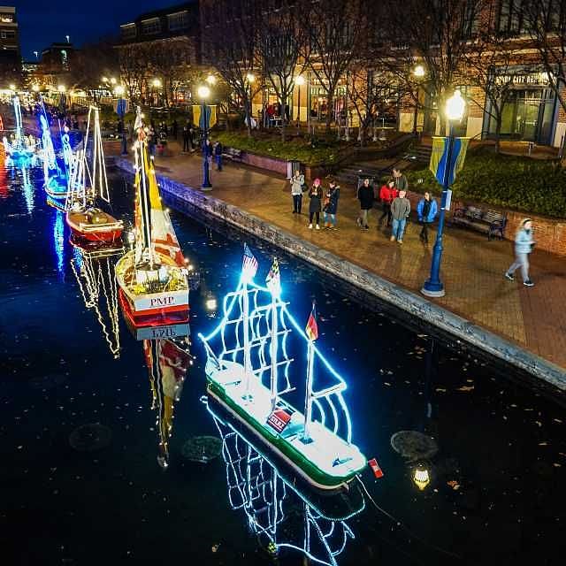 Carrol Creek around the holidays :0)