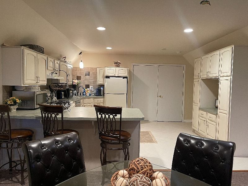 3 bar stools for a casual breakfast or a quick lunch.