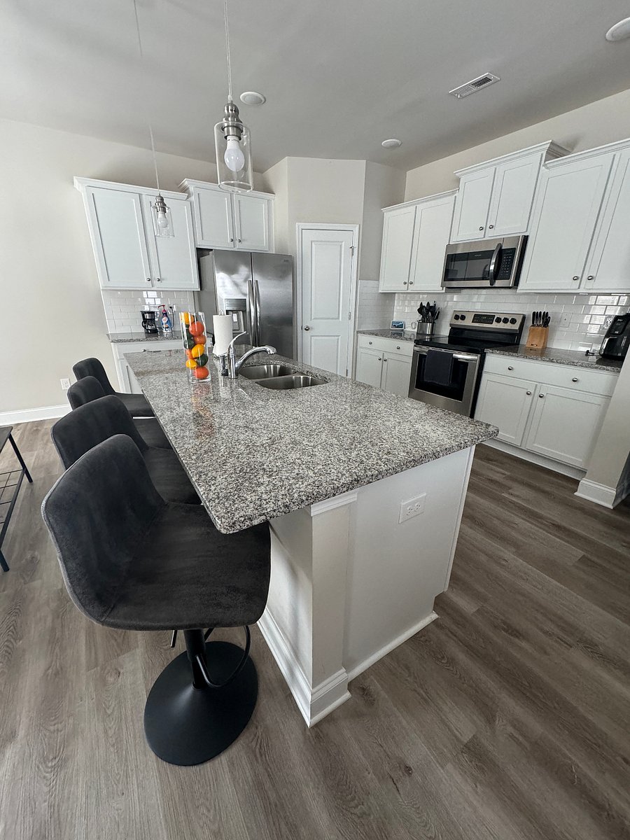 Furnished Finder property 504900_1 photo 9