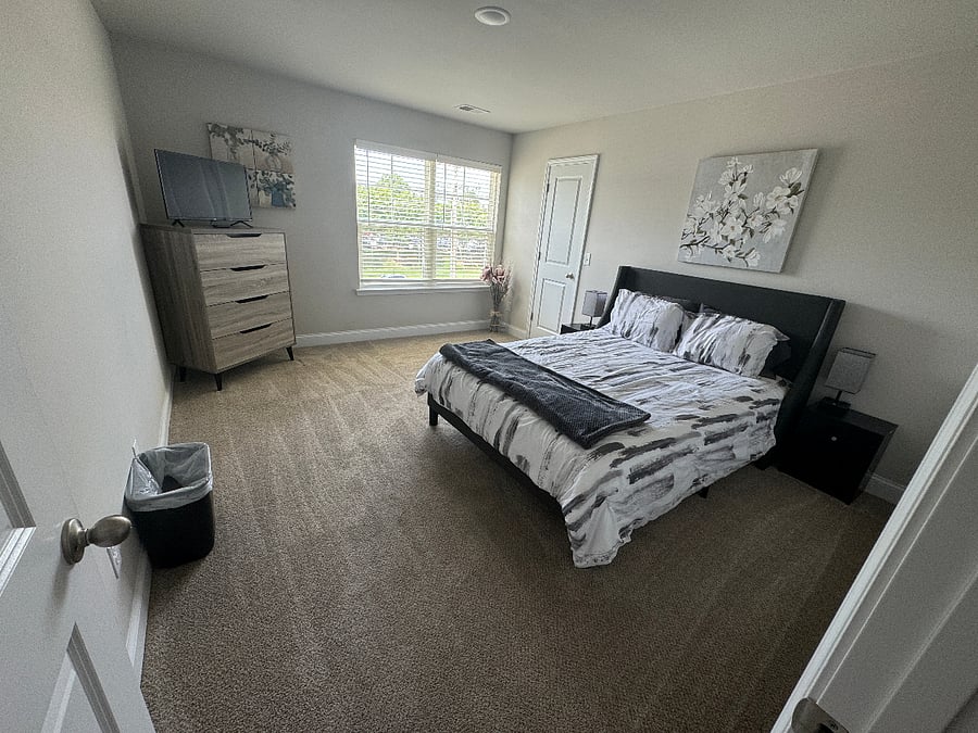 Queen Bed
Room #2