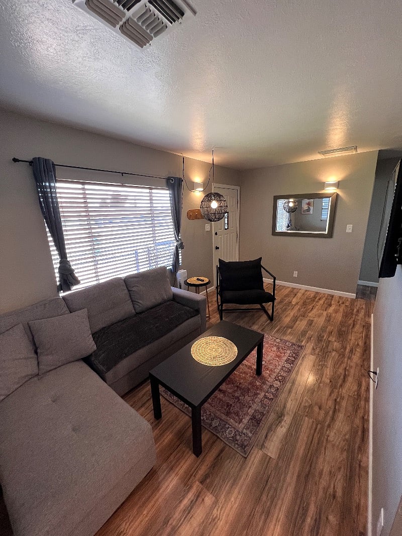Furnished Finder property 504943_1 photo 3