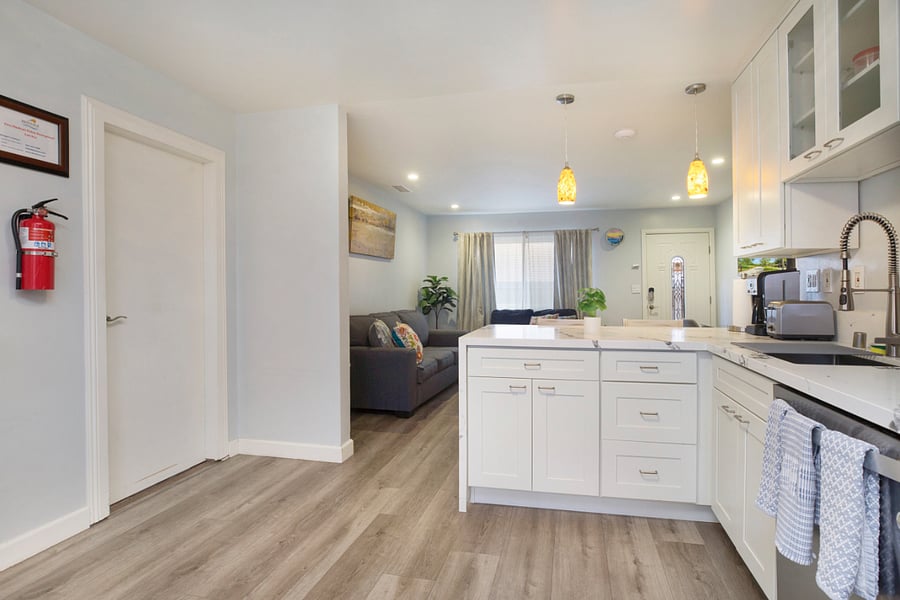 Furnished Finder property 504967_1 photo 9