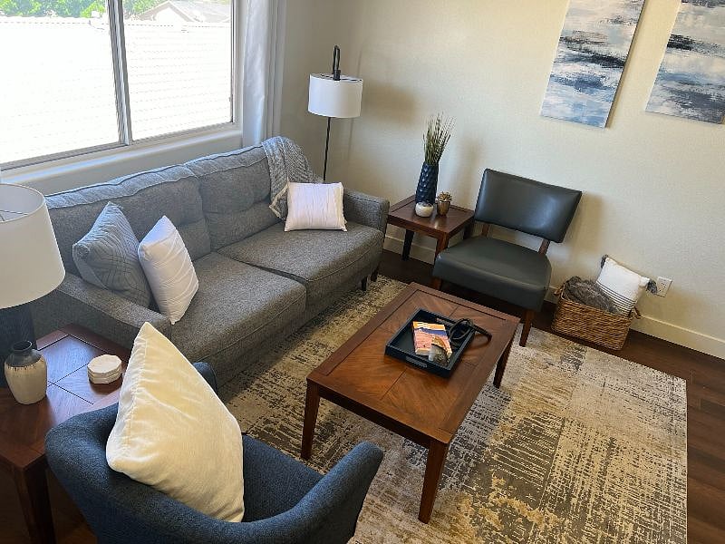 Furnished Finder property 505048_1 photo 20