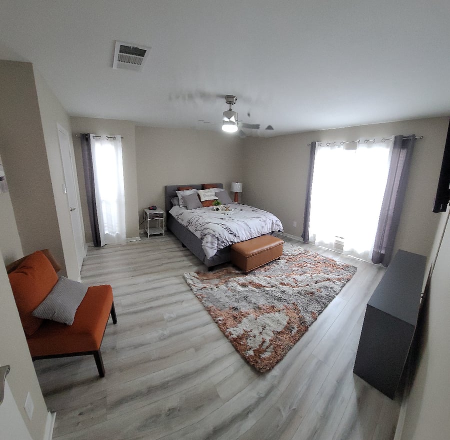 Master Bedroom
2nd Level