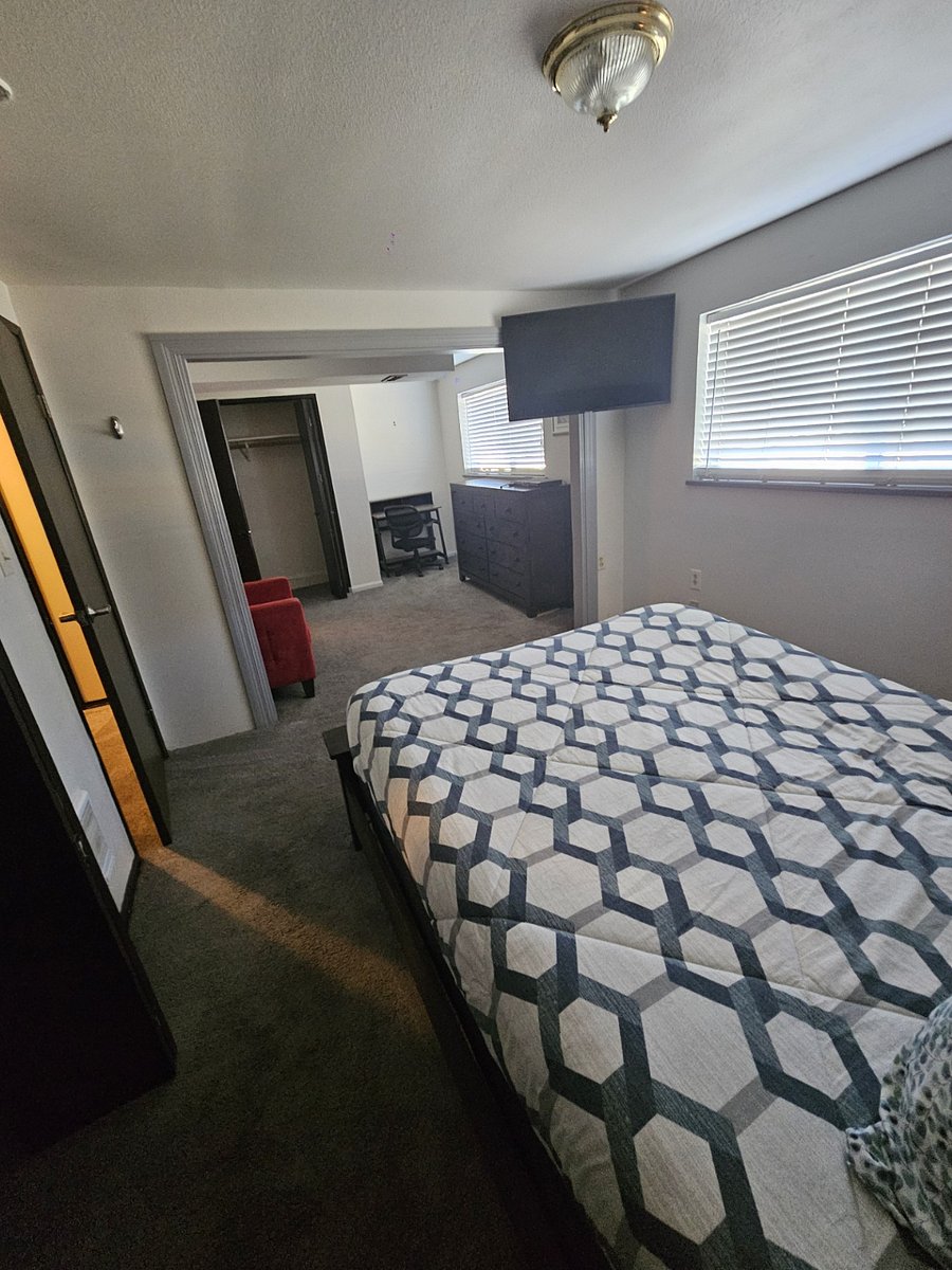 Furnished Finder property 505130_1 photo 6