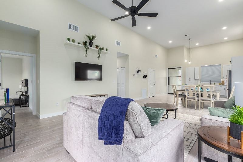 Furnished Finder property 505215_1 photo 6