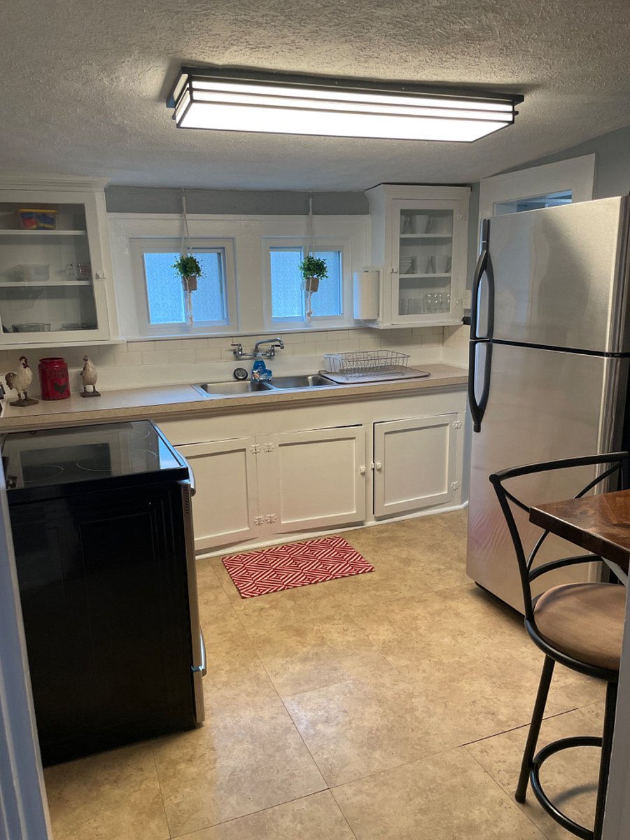 Fully stocked kitchen