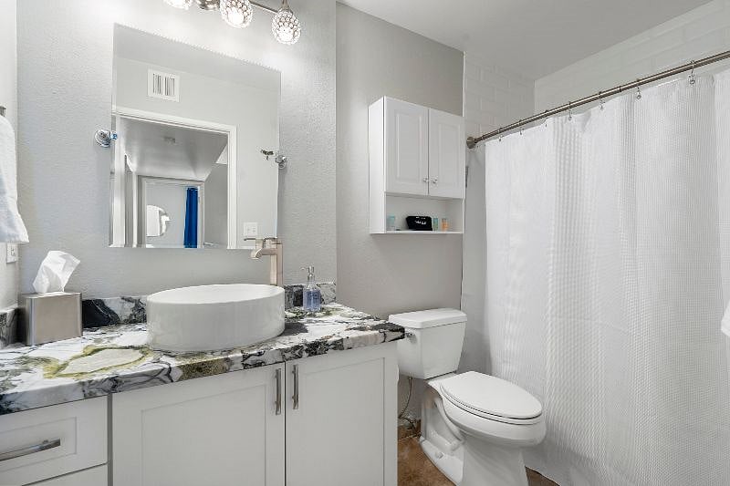 Full Bath