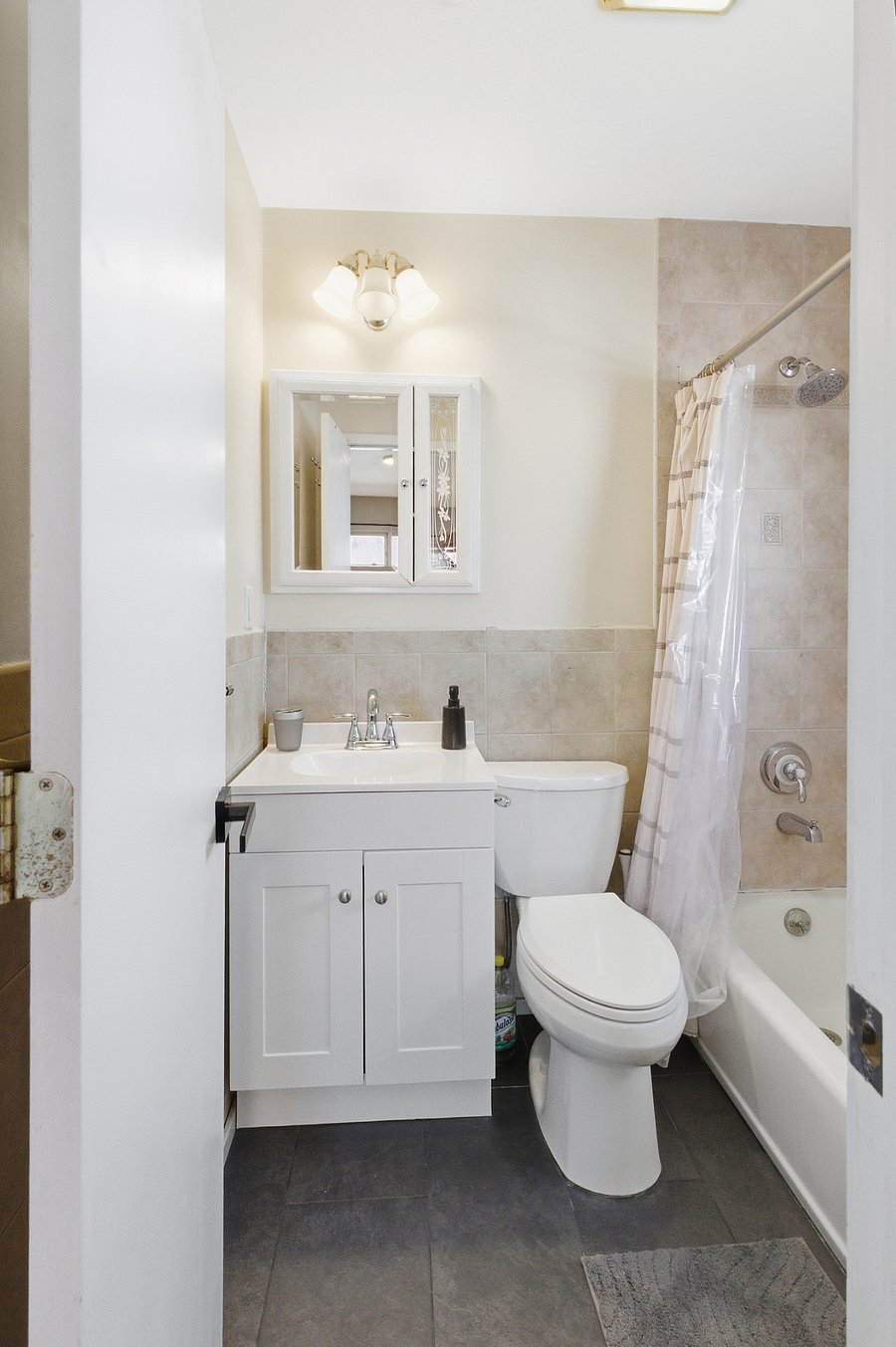 Furnished Finder property 505416_2 photo 17