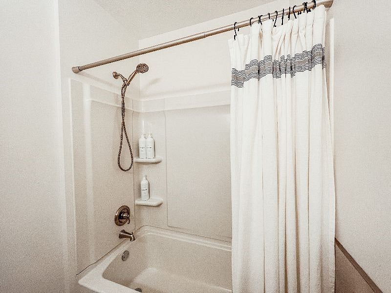 Furnished Finder property 505646_1 photo 11