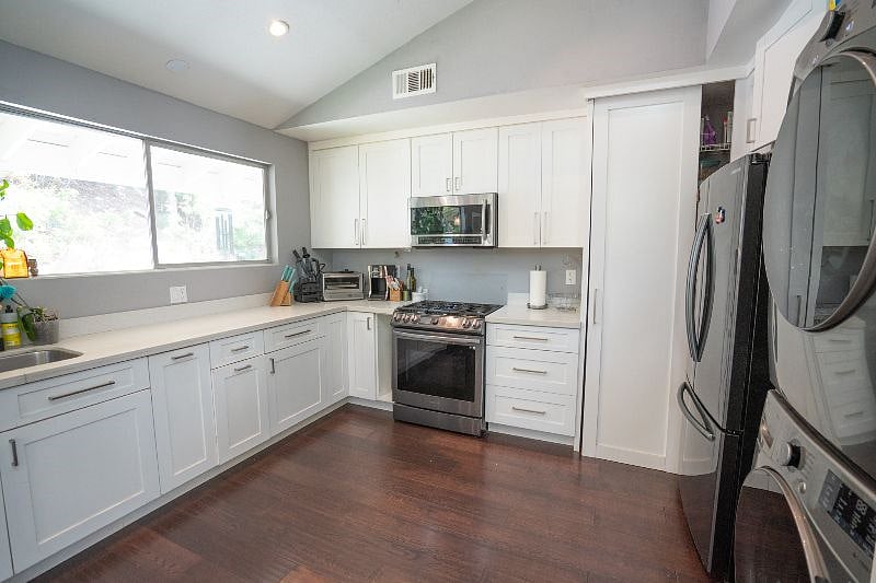 Furnished Finder property 505647_1 photo 30