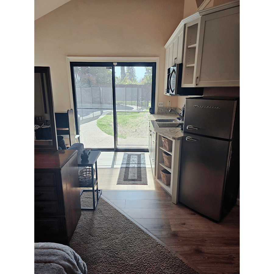 Furnished Finder property 505739_3 photo 55