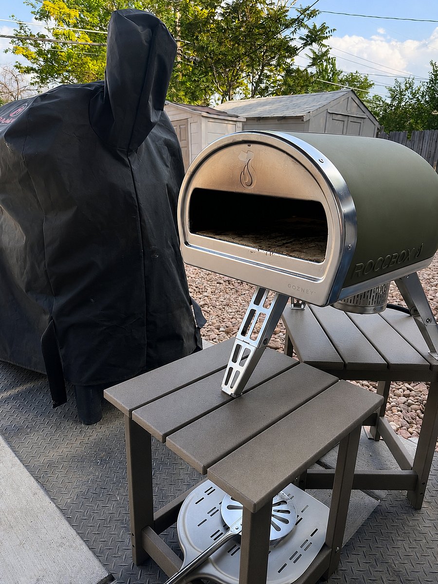 Restaurant quality pizza oven available for us