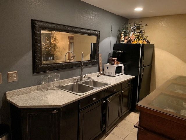 Furnished Finder property 505844_2 photo 3