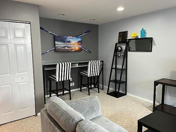 Pub height table for computer