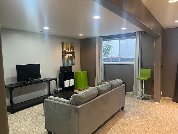 Furnished Finder property 505860_1 photo 4