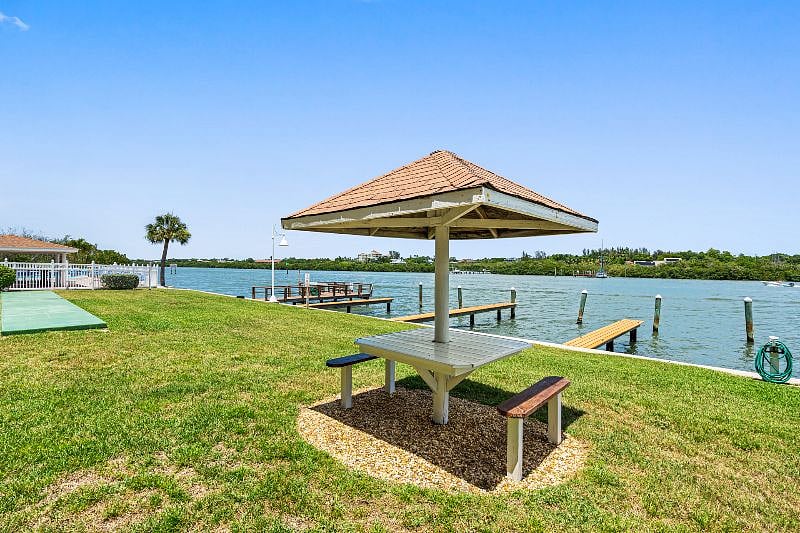 Furnished Finder property 505880_1 photo 68
