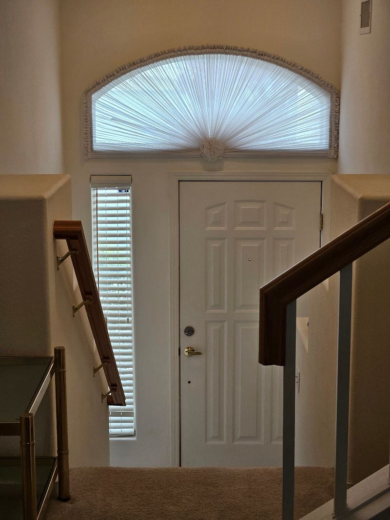 To Front Door from landing