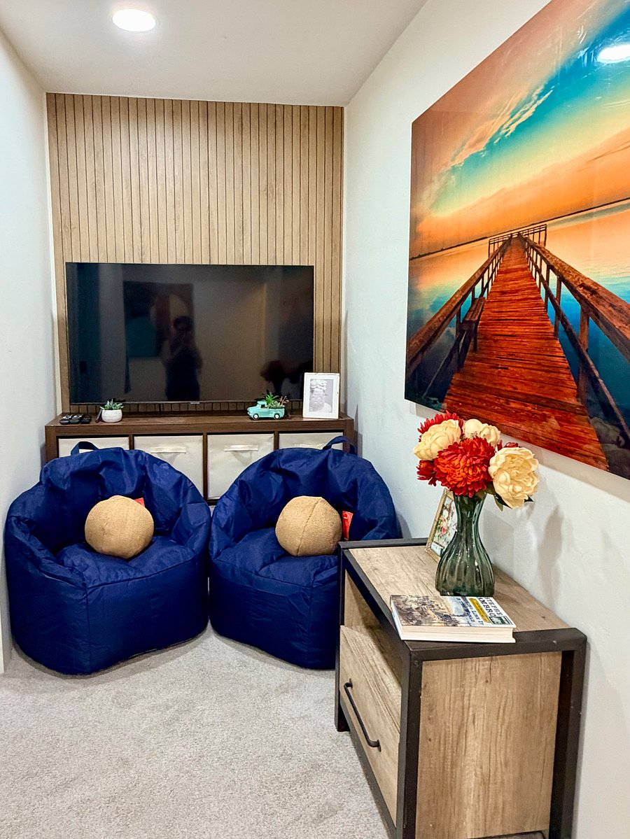 Mini recreation area for rest and relaxation
