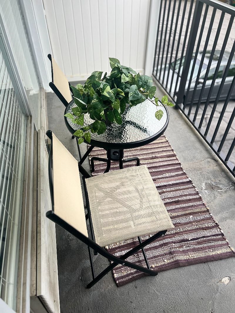 Furnished Finder property 505951_1 photo 3