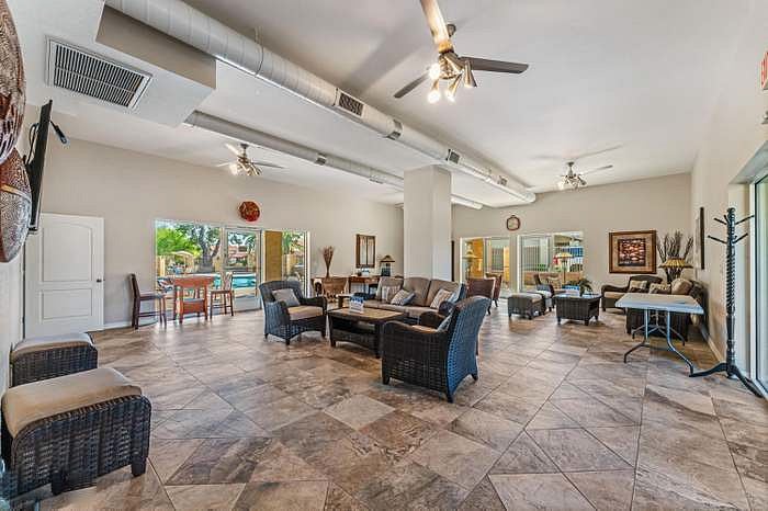 Furnished Finder property 505976_1 photo 41