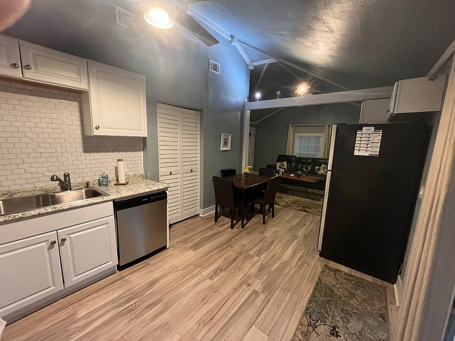 Furnished Finder property 505978_1 photo 9